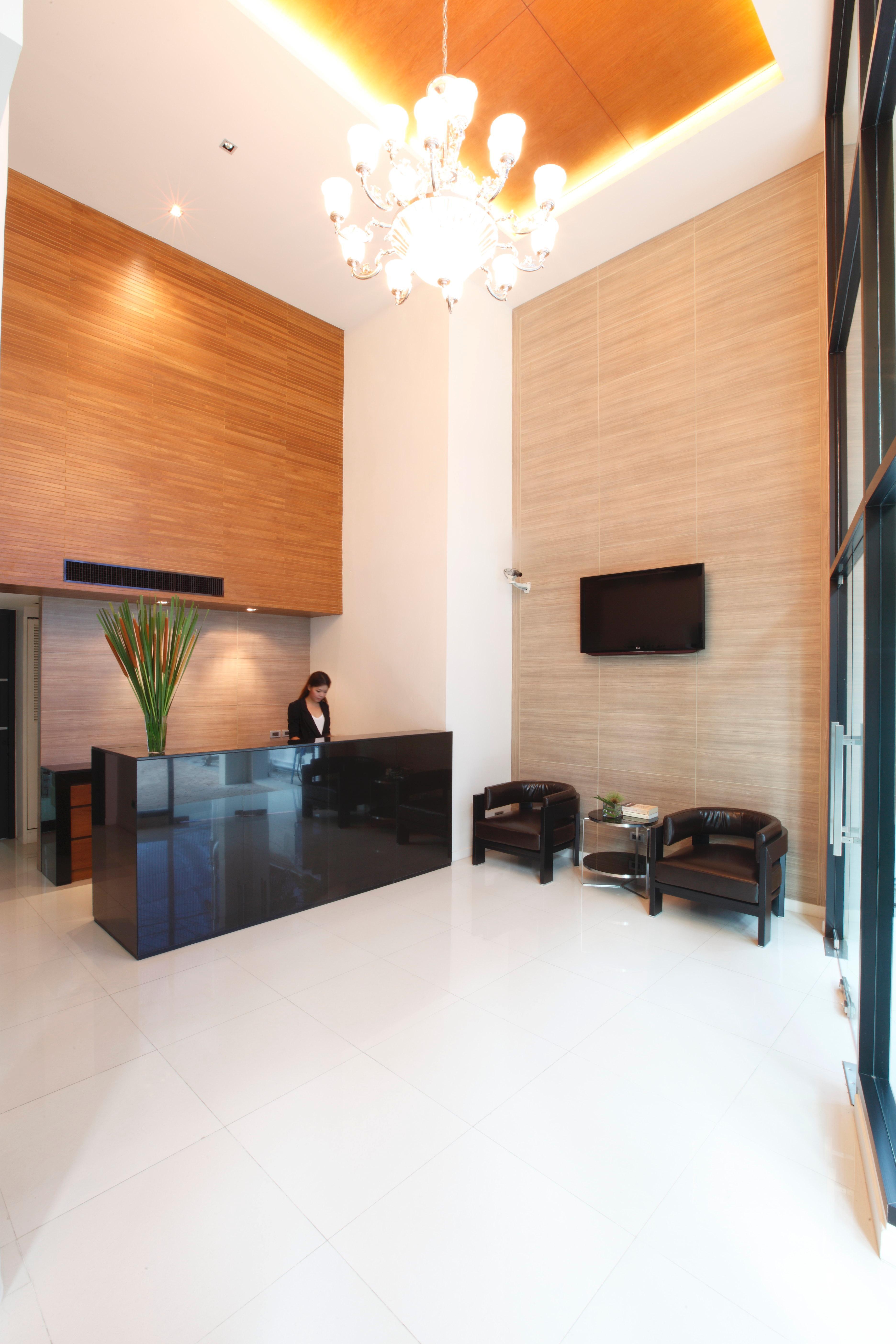 Amber Boutique Silom Hotel Bangkok Exterior photo