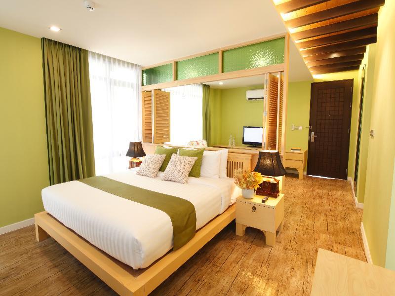 Amber Boutique Silom Hotel Bangkok Exterior photo